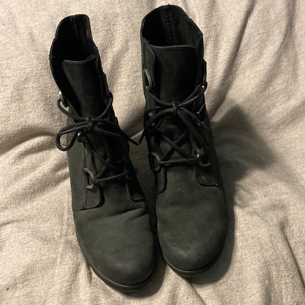 Black Sorel Wedge Boots